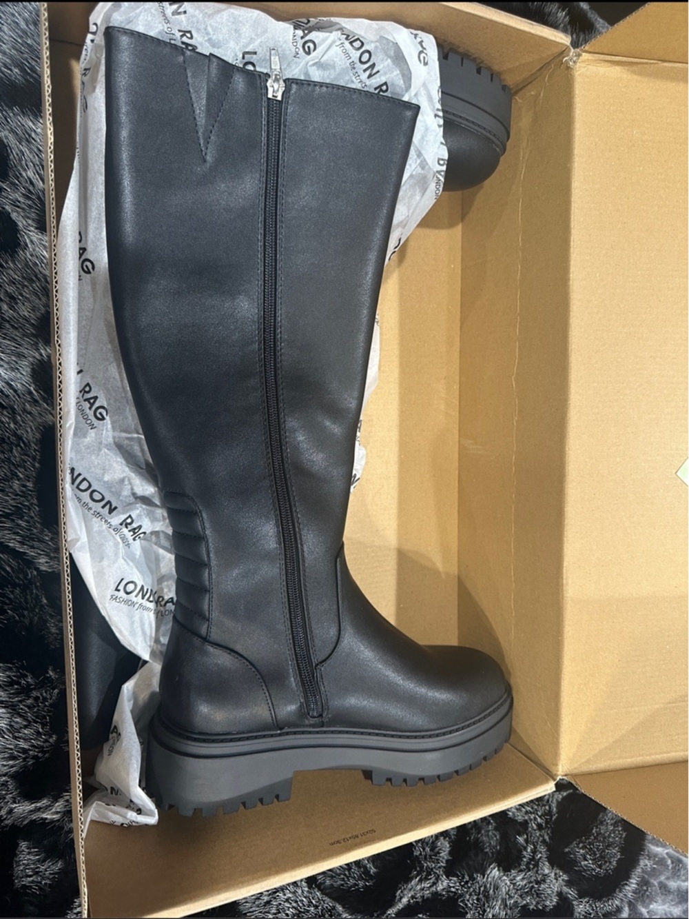 London Rag Black Knee-High Axle Sole Boots